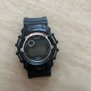 Casio G Shock 2310. Fresh battery